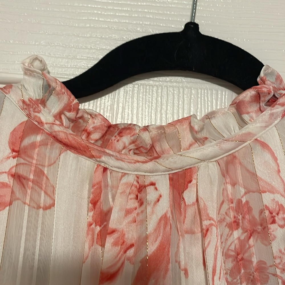 Haver & Blair Blouse Size 1X Cream/pink floral/gold thread accent - Picture 7 of 10
